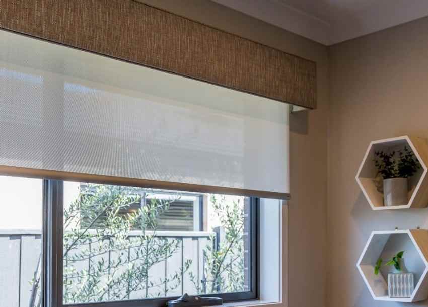Limpieza de Cortinas Roller en San Isidro