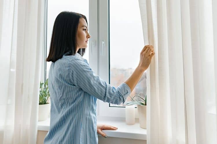 Limpieza de cortinas de argollas