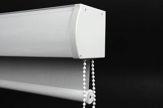 Beneficios de una cenefa en cortinas roller