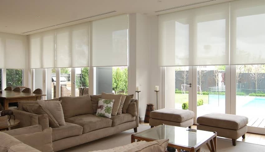 ¿Cuál es el mejor material para cortinas roller?