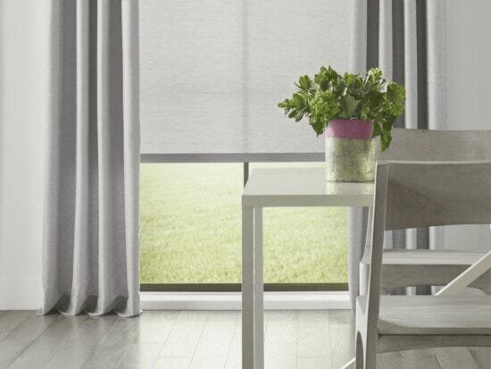 Por qué elegir cortinas roller para el comedor