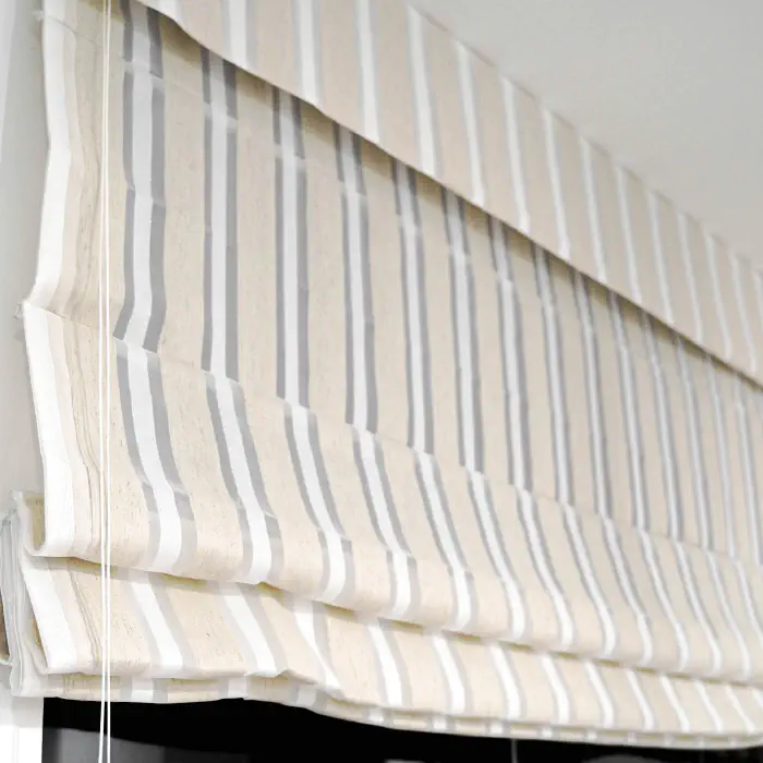 Lavado de Estores Romanos con Varillas