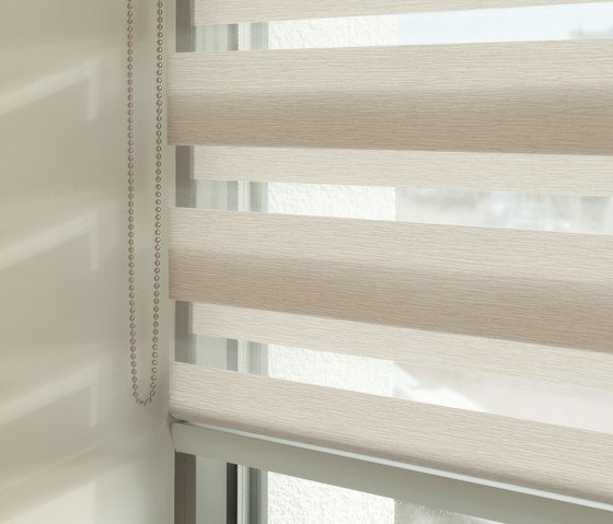 Cómo funcionan las cortinas roller día y noche